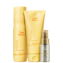 A imagem mostra três produtos da marca Wella Professionals. Shampoo e Condicionador Invigo Sun em embalagens amarelas e detalhes em laranja; e o óleo Oil Reflections Light, em um frasco transparente com detalhes em dourado.