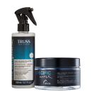 O produto é um reconstrutor capilar da marca TRUSS Professional. Consiste em um frasco plástico transparente com spray de 260ml. Há também uma máscara de tratamento profundo da mesma marca chamada "Specific Mask" em um pote transparente.