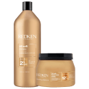 Produtos de tratamento capilar Redken. Um shampoo All Soft de 1000ml em frasco plástico bege com detalhes em preto. Um creme de tratamento All Soft Heavy Cream de 500ml em pote plástico bege com detalhes em preto.