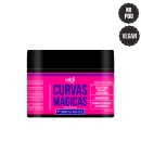 Máscara hidratante Widi Care Curvas Mágicas, em embalagem preta com detalhes em rosa, contendo informações sobre os ingredientes veganos e benefícios do produto, como óleo de rosa mosqueta e macadâmia, extrato de quinoa e açaí orgânico.