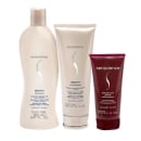 Um frasco de shampoo, um tubo de condicionador e um tubo de leave-in. O shampoo é chamado "Smooth Shampoo" e o condicionador é chamado "Smooth Conditioner". O tratamento capilar é chamado "Moisture Lock Leave-In Nutritive Treatment".