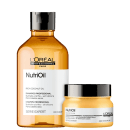 A imagem mostra um kit com um frasco arredondado de shampoo e um pote redondo de máscara capilar, ambos de cor bege, com rótulo branco e tampa preta.