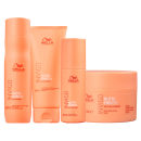Kit com shampoo, condicionador, máscara e leave-in Invigo Nutri-Enrich de Wella Professionals.