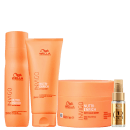 Kit com shampoo, máscara e condicionador Invigo Nutri-Enrich, além de um óleo capilar Oil Reflections de Wella Professionals.