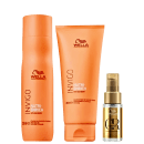 Três produtos da marca Wella Professionals: um frasco laranja de Nutri-Enrich, um tubo laranja de Nutri-Enrich e um frasco dourado de Wella Oil Reflections. Todos os produtos exibem o logotipo da marca Wella.