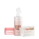 A imagem mostra 3 produtos de Braé. Um spray de reparação capilar chamado "Essential" em uma embalagem plástica rosa claro. O leave-in Hair Protein em um pote rosa. O terceiro é um produto chamado "Cronograma Capilar" em uma caixa branca.