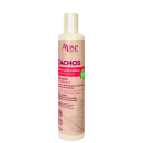 Frasco de 300ml de Cachos, produto da marca Apse Cosmetics, com rótulo rosa e branco destacando sua fórmula ativadora e umidificadora, contendo óleo de coco, chia e linhaça.