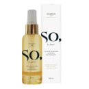 Frasco de óleo de massagem corporal da linha "So, Flirty" da marca Sophie, com rótulo em branco e preto destacando o nome do produto. Embalagem dourada com tampa transparente, contendo 100 ml do produto.
