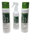 Mostra três produtos da linha Intensive. À esquerda e à direita, há dois frascos verdes com tampas, sendo shampoo e condicionador respectivamente. No centro, há um frasco spray leave-in transparente.