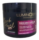 Imagem da máscara capilar Black Pearl. A embalagem é preta, com detalhes em dourado e rosa.