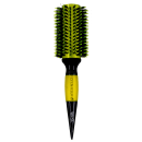 Escova de cabelo redonda da marca Marco Boni. O corpo da escova é amarelo brilhante com o nome da marca impresso em preto. As cerdas são pretas e verdes, dispostas em fileiras paralelas cobrindo toda a superfície arredondada da escova.