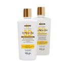 São dois frascos de plástico brancos de 500 ml cada, contendo um produto para cabelos da marca Kerastini. Os frascos têm tampas douradas na parte superior.