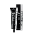 Produto de coloração permanente para cabelos Tinta Color da marca Keune. Embalagem retangular preta com detalhes em branco contendo o nome do produto e da marca.