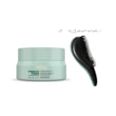 A imagem mostra um kit da marca Prohall Cosmetic contendo a máscara capilar Proboo Fiber e uma escova de cabelos.