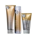 A imagem mostra três produtos da marca Joico, da linha K-Pak. São um condicionador reconstrutor, um shampoo reconstrutor e um tratamento profundo penetrante, todos em embalagens com cores douradas e prata.