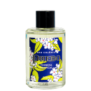 Deo colônia em frasco de vidro de 200ml.apresenta um design colorido com fundo azul marinho e detalhes em amarelo, branco e vermelho. O rótulo exibe o nome do produto "Phebo Verbena Tropical", e elementos florais estilizados com flores brancas e amarelas.