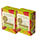 Duas caixas de sabonete vegetal da marca Ayurvedika, com 120g de peso cada. O rótulo destaca que o produto é livre de mentol e eucaliptol, e menciona alguns dos ingredientes como limão siciliano, rosa, tomilho, cenoura e menta da montanha.