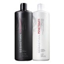 Shampoo e condicionador Penetraitt da marca Sebastian Professional. Um frasco é preto e o outro é branco. Ambos têm a marca "Sebastian" e o nome do produto "Penetraitt" impresso em letras vermelhas. Os frascos são cilíndricos e têm capacidade de 1 litro.