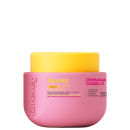 Embalagem rosa com rótulo amarelo da máscara capilar Forever Liss, com informações sobre os ingredientes e benefícios para cabelos ressecados e desidratados.