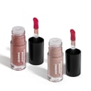 Conjunto de produtos de maquiagem da marca Quem Disse, Berenice? composto por dois frascos de vidro com aplicadores de batom em tons rosados e um aplicador vermelho.