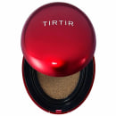Trata-se de um produto de maquiagem da marca Tirtir, em uma embalagem redonda de cor vermelha com o nome da marca em destaque. O produto parece ser um tipo de base ou corretivo, com uma textura granulada em tom dourado visível em seu interior.