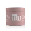 Frasco de 500g da máscara 2 em 1 da linha Fashion Protect & Control, com rótulo destacando o nome da marca e o uso diário do produto.