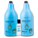 Três produtos da linha Glow Hair Professional da marca Adlux Cosméticos. Há dois frascos grandes de 2,5 litros, um de shampoo e outro de máscara, ambos na cor azul clara. Também há um frasco menor de um protetor térmico.