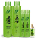 Dois frascos de shampoo de 1 litro cada, um frasco de máscara capilar de 1 litro cada, dois frascos de ativador de cachos de 500ml cada e um óleo capilar de 60ml.