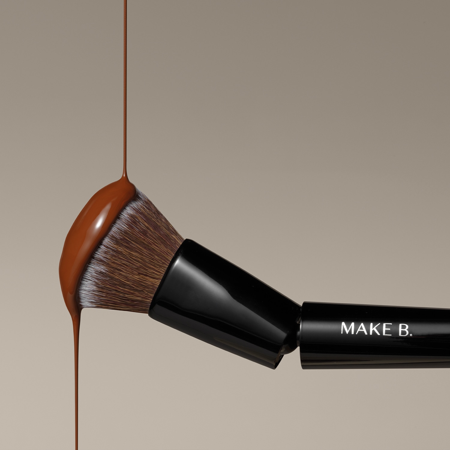 Pincel Kabuki Para Base Acessível Articulado Make B.