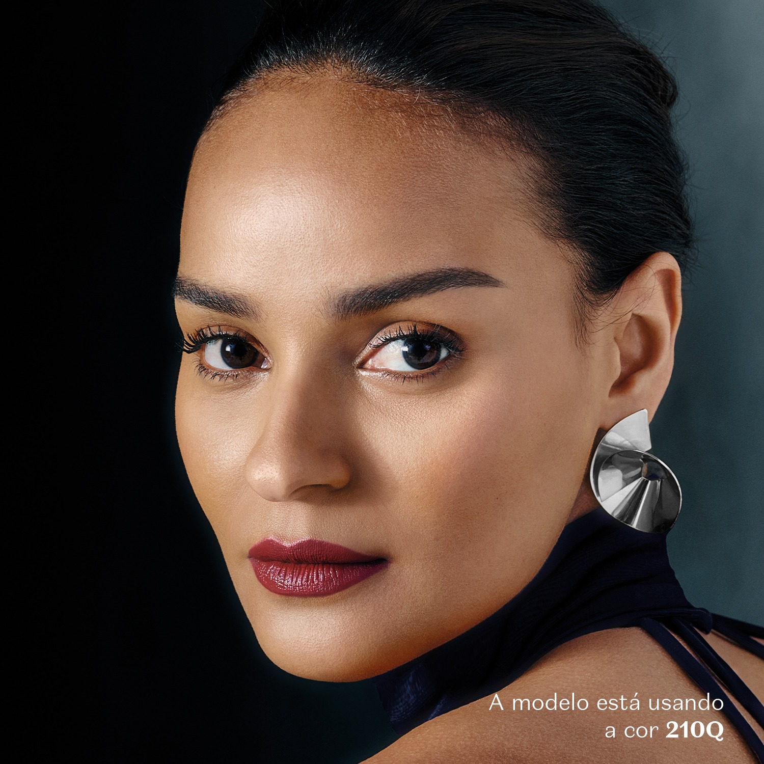 Base Líquida FPS80 Make B. Retinol³ H+ Cor 130Q 26g