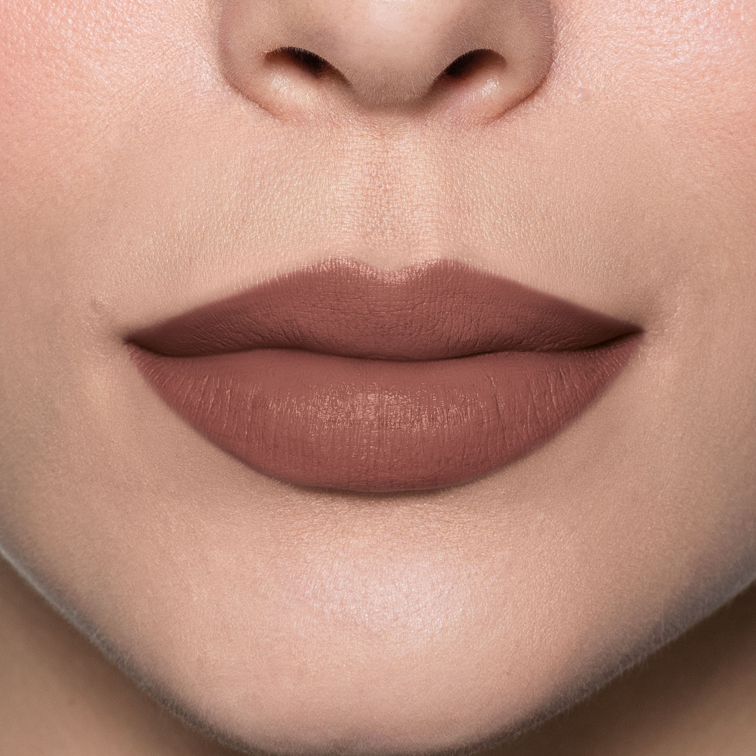 Combo Glamourosa e Determinada: Batom Marrom 3,4g + Case Rosa