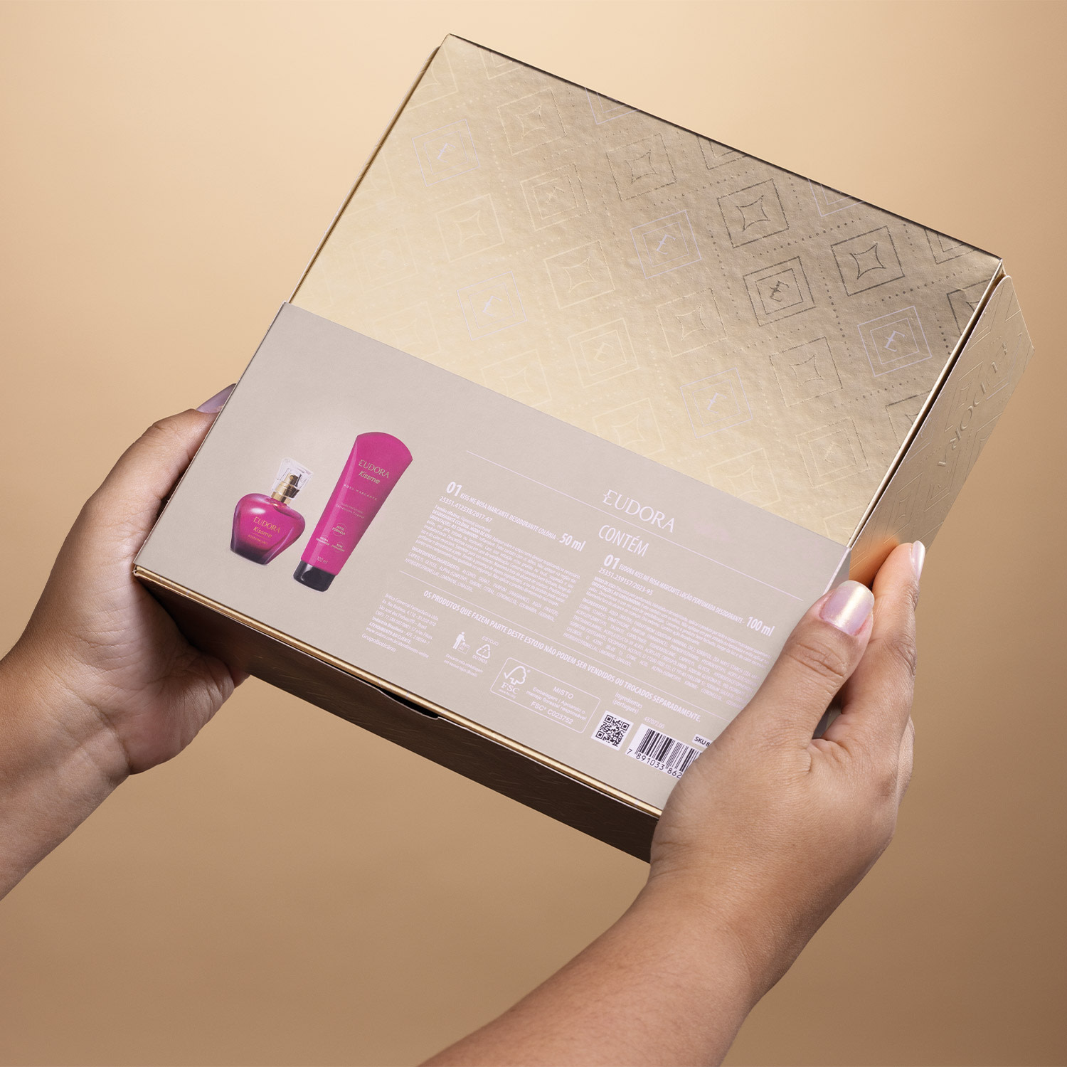 Kit Presente Natal Kiss Me Rosa Marcante