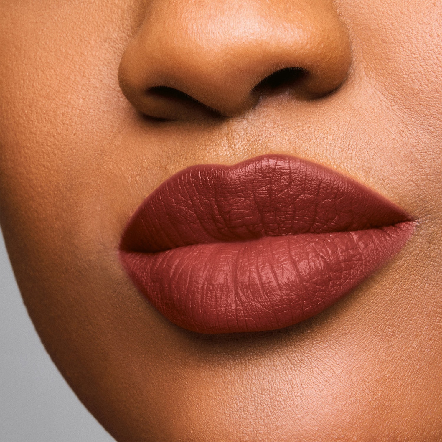 Batom Cremoso Marrom Nude Avelã POP Quem Disse, Berenice? 3,6g