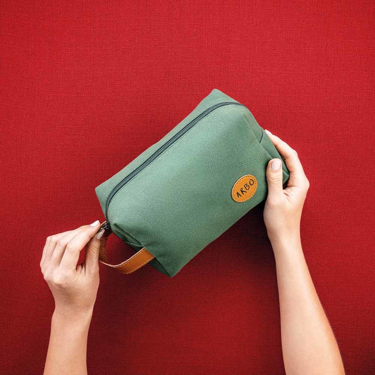 Nécessaire Verde Com Alça Arbo