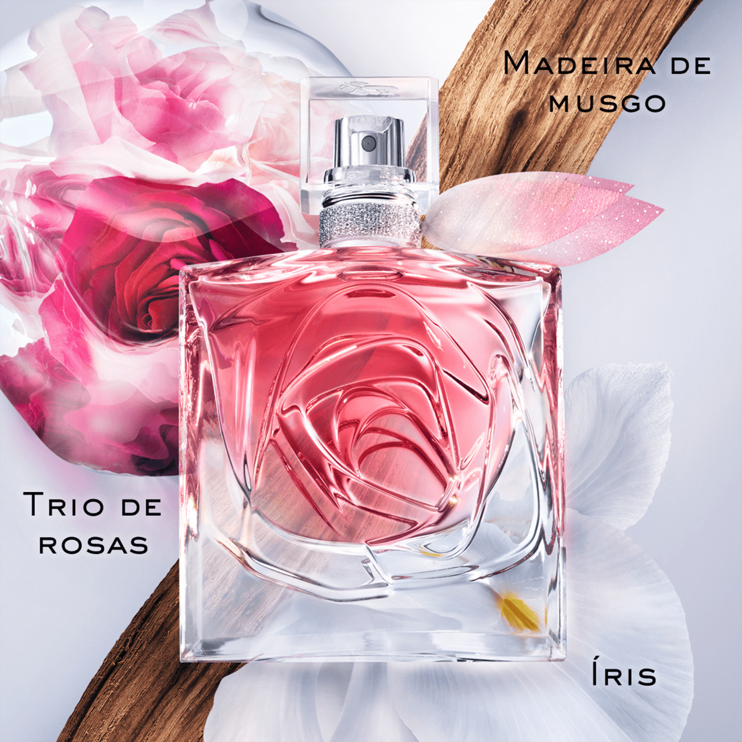 Frasco de perfume Lancôme com design floral em vidro transparente, tampa prateada e detalhe em rosa. Embalagem elegante e sofisticada em tons de rosa e branco.