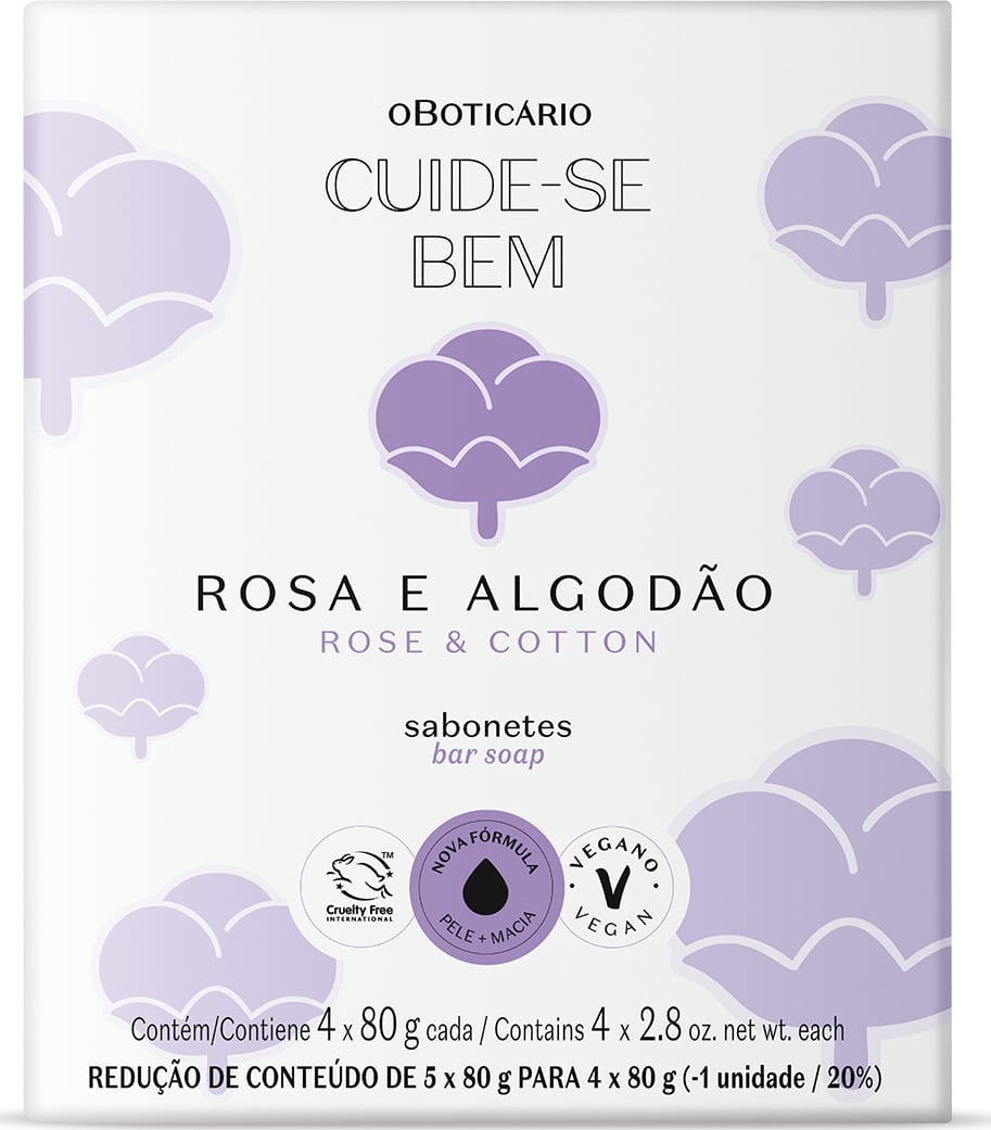 Caixa branca com ilustrações de flores de algodão na cor roa e lilás contendo quatro sabonetes em barra de 80g cada.