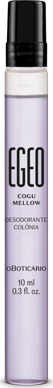 Imagem de um vidro transparente em formato cilíndrico e tampa preta contendo 10 ml de desodorante colônia Egeo Cogu Mellow.