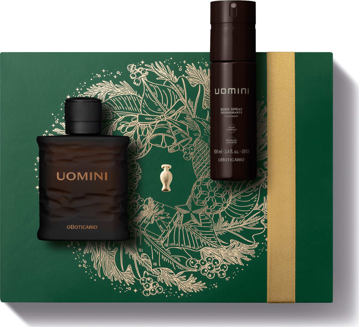 Imagem do Kit Presente Natal Uomini que traz um frasco de vidro marrom com tampa preta de desodorante colônia, um frasco cilíndrico marrom de body spray e uma caixa presenteável verde com estampa natalina.