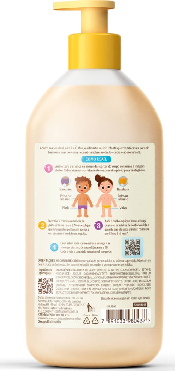 Verso do frasco sabonete liquido infantil da linha É MEU, de O Boticário em material plástico em tom rosado com bomba dosadora amarela, com rótulo informativo sobre instruções de uso.