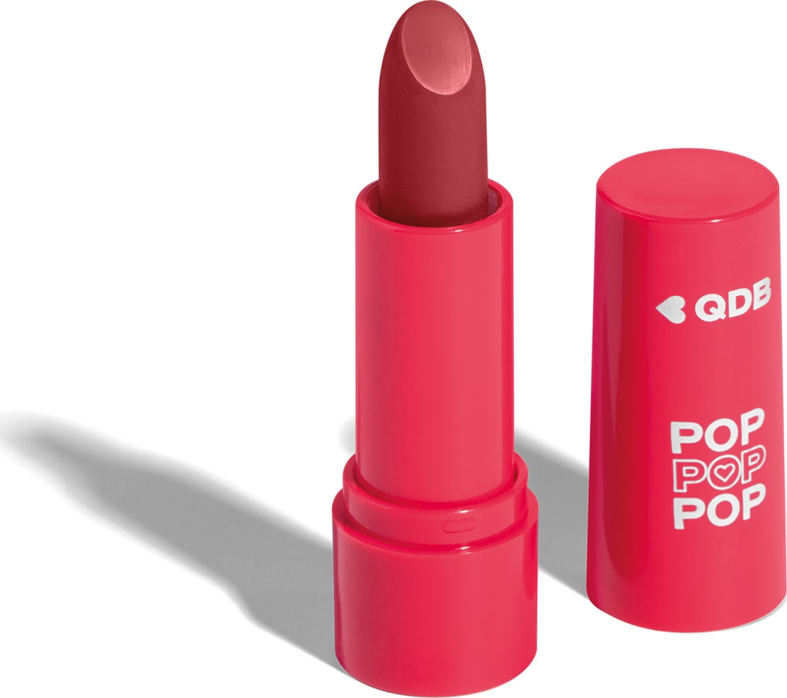 Imagem de um batom cremoso na cor Rosa Malva em embalagem rosa vibrante e tampa na mesma tonalidade com letras brancas. O produto faz parte da marca  POP Quem Disse, Berenice?. O fundo da imagem é branco com sombreado.