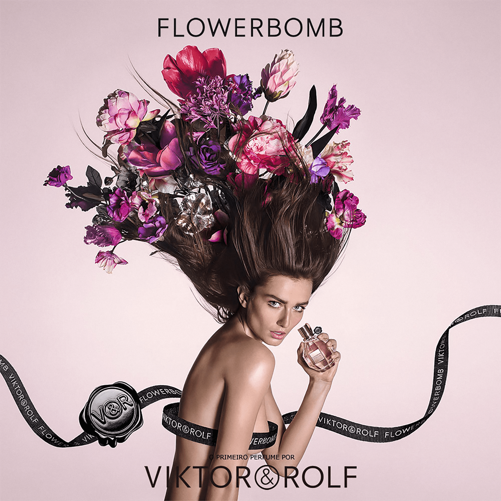 Flowerbomb Viktor & Rolf Eau de Parfum - Perfume Feminino 50ml