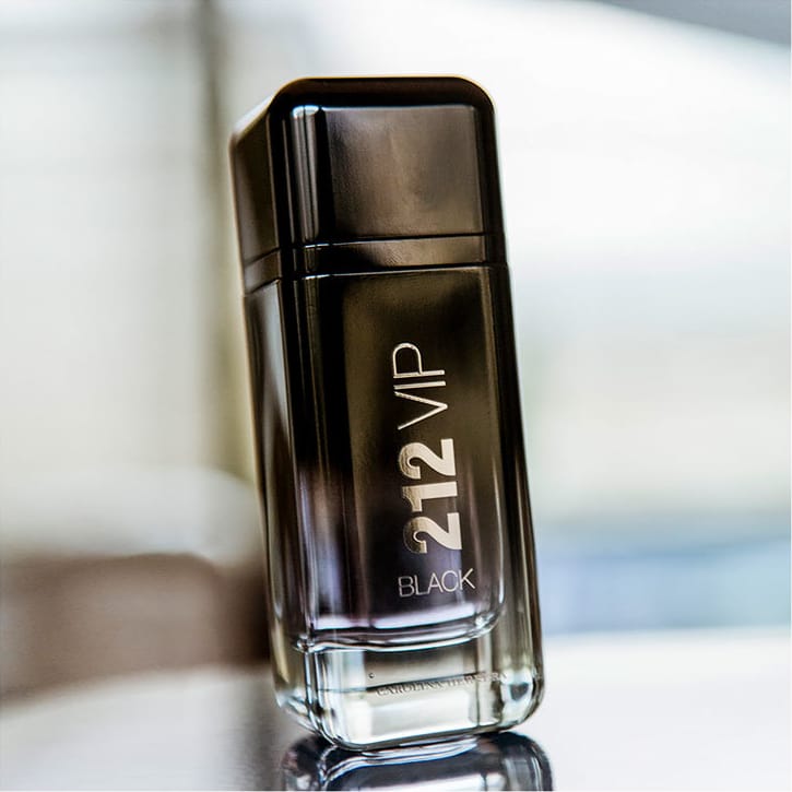 212 VIP Black Carolina Herrera Eau de Parfum - Perfume Masculino 100ml