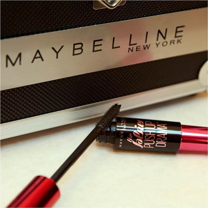 Rímel Maybelline - The Falsies Push Up Angel - à prova d'água - Very Black