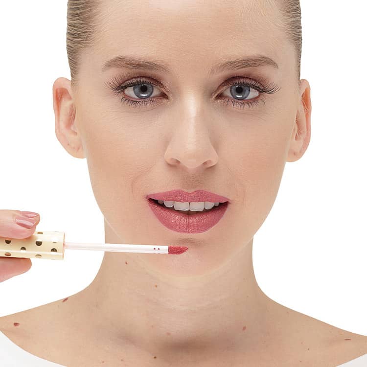 Latika Lip Nude Nº 45 - Batom Líquido Metálico 4ml