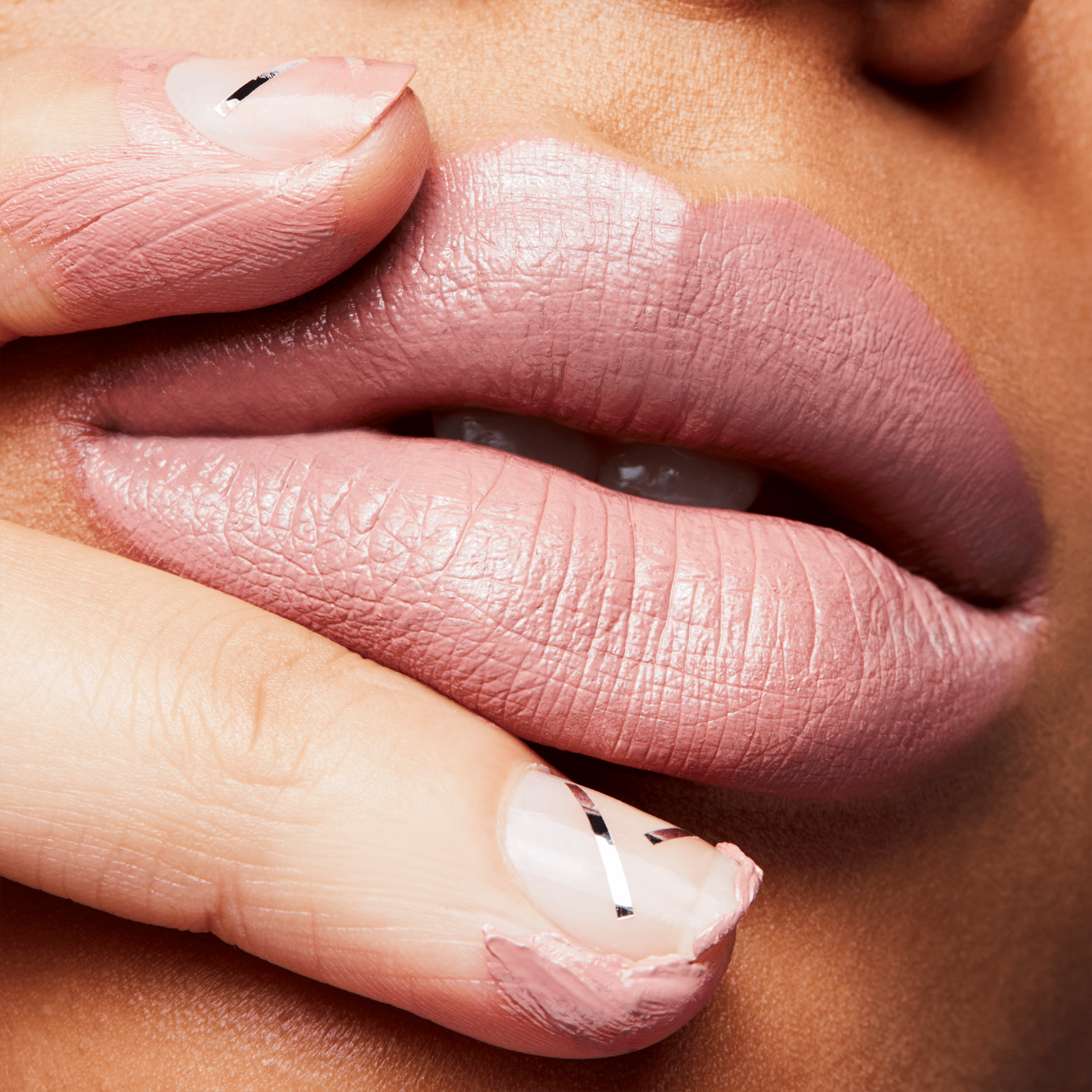 M·A·C Amplified Lipstick Blankety - Batom Cremoso 3g