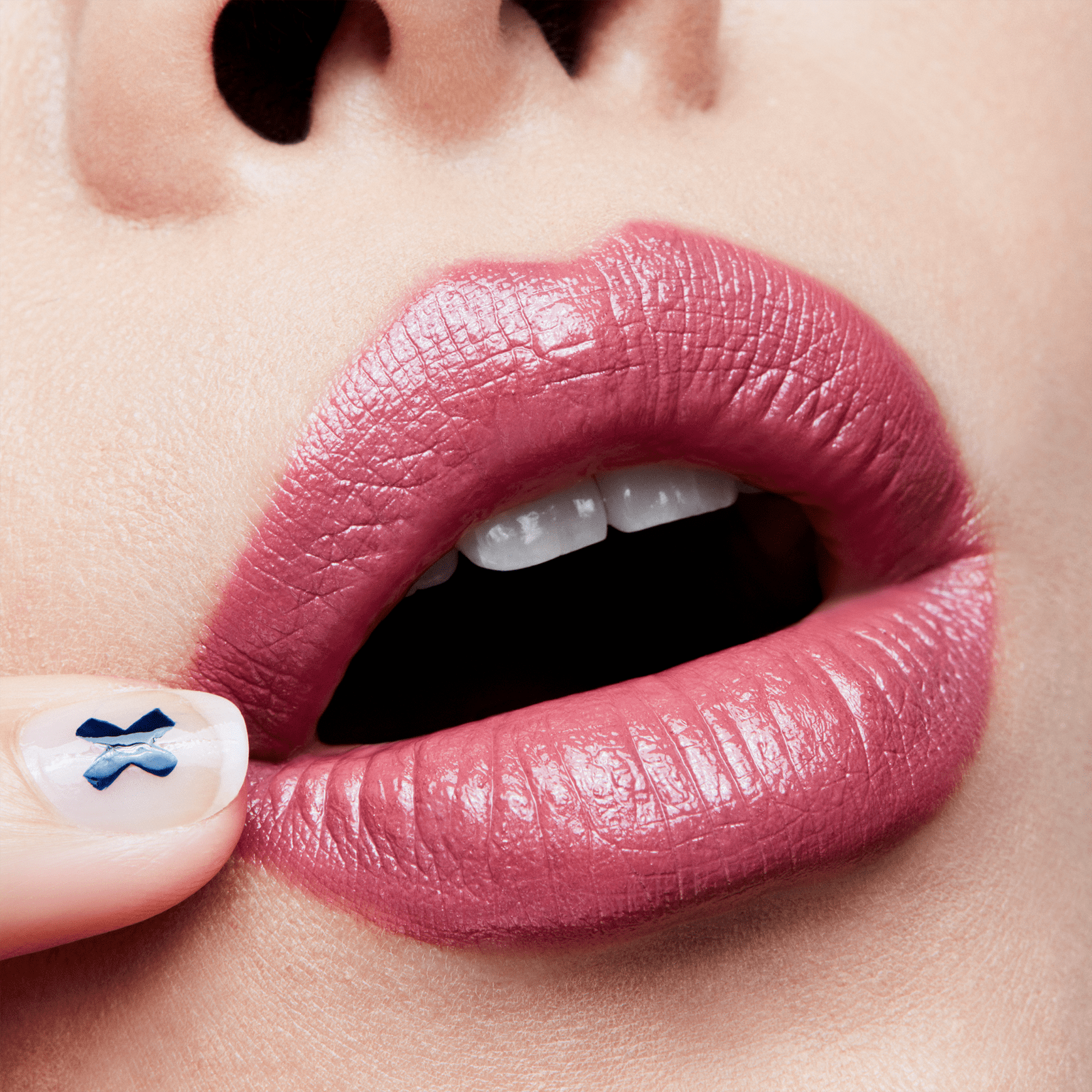 M·A·C Amplified Lipstick Fast Play - Batom Cremoso 3g