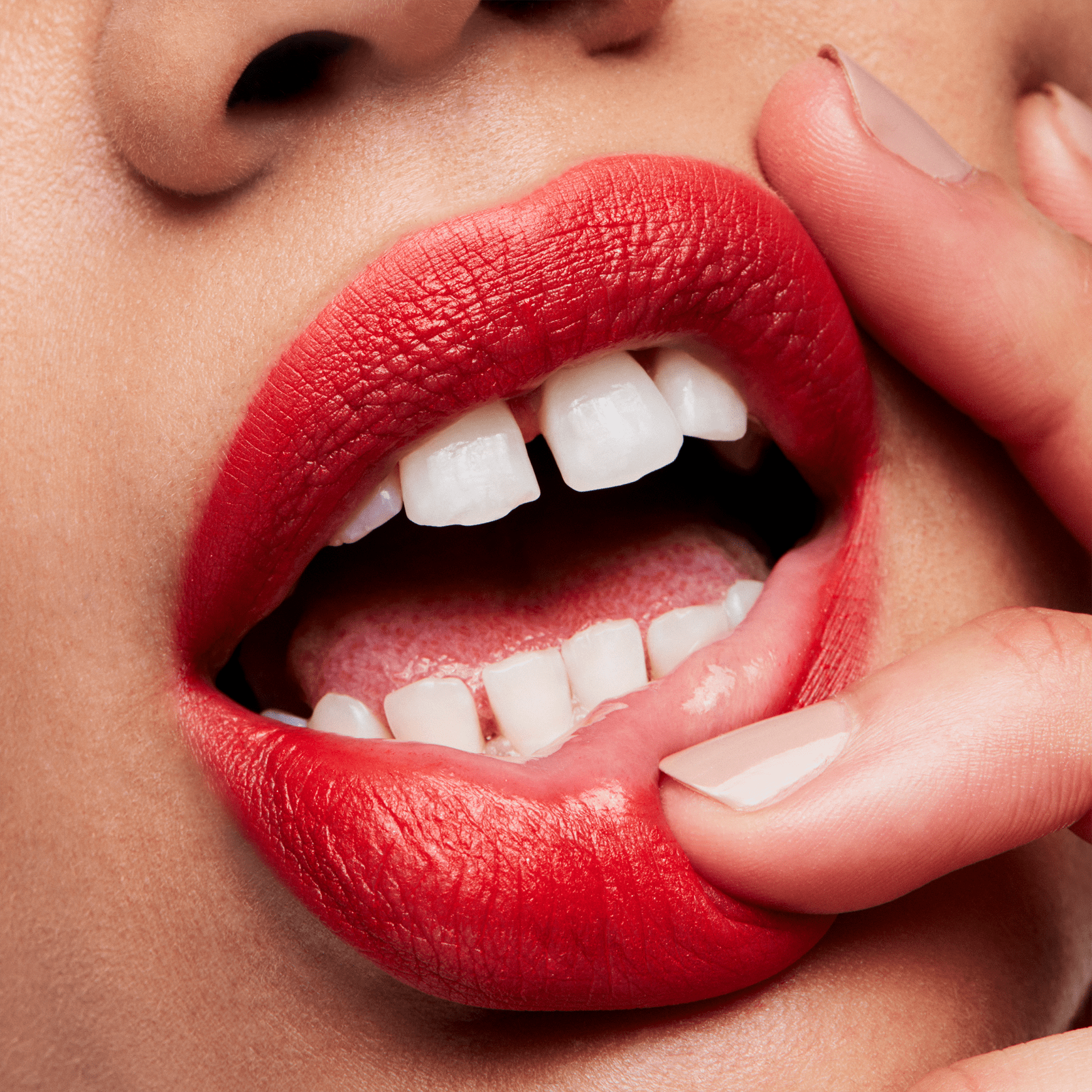 M·A·C Matte Lipstick So Chaud - Batom 3g