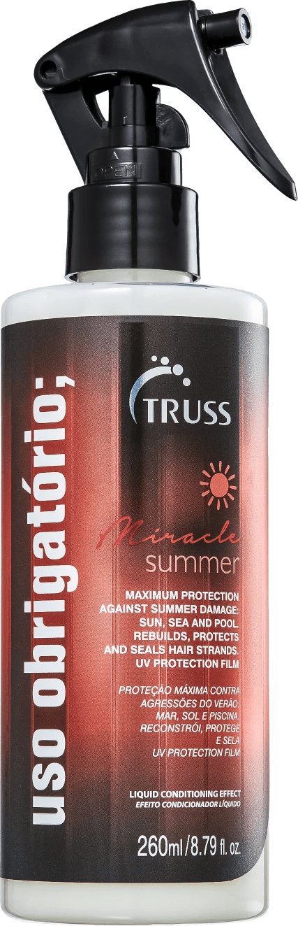 Produto de cuidado capilar Truss Miracle Summer em embalagem spray de plástico preto e branco. Frasco de 260ml/8.79fl oz com gatilho borrifador preto.