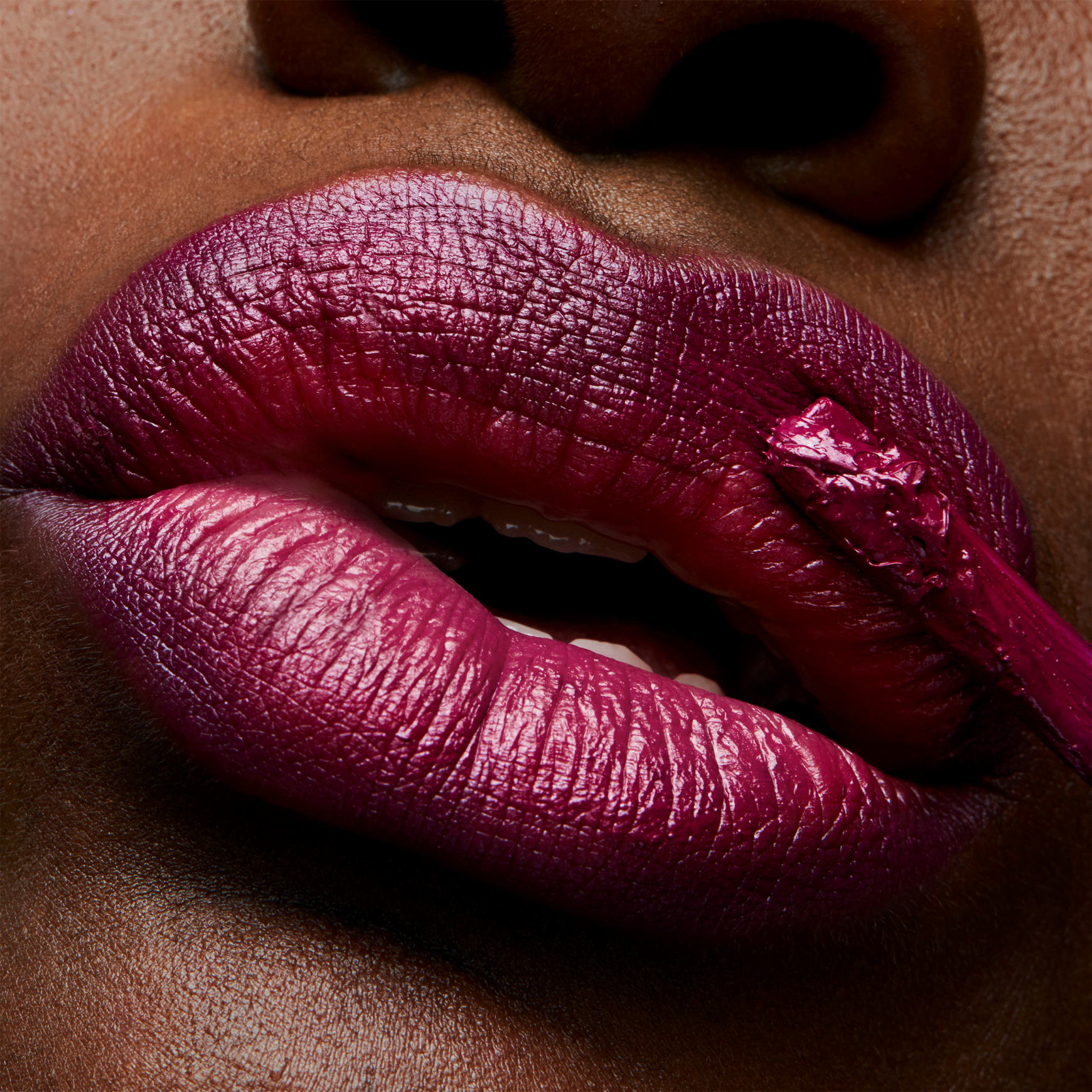 M·A·C Satin Lipstick Rebel - Batom Cremoso 3g