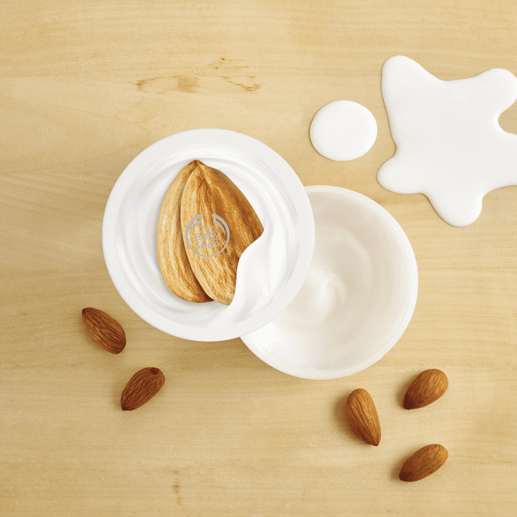The Body Shop Almond Milk and Honey Yogurt - Creme Hidratante Corporal 200ml